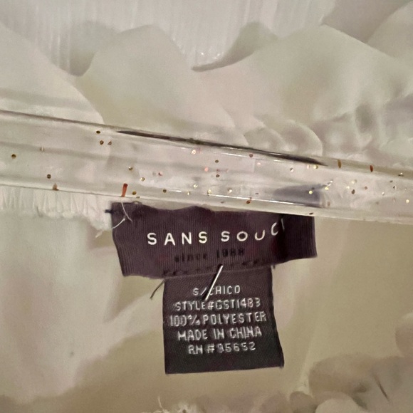 Sans Souci Ruffled Sleeved Blouse. Off white. Sz Small. Flowing. Chiffon. - Picture 5 of 6